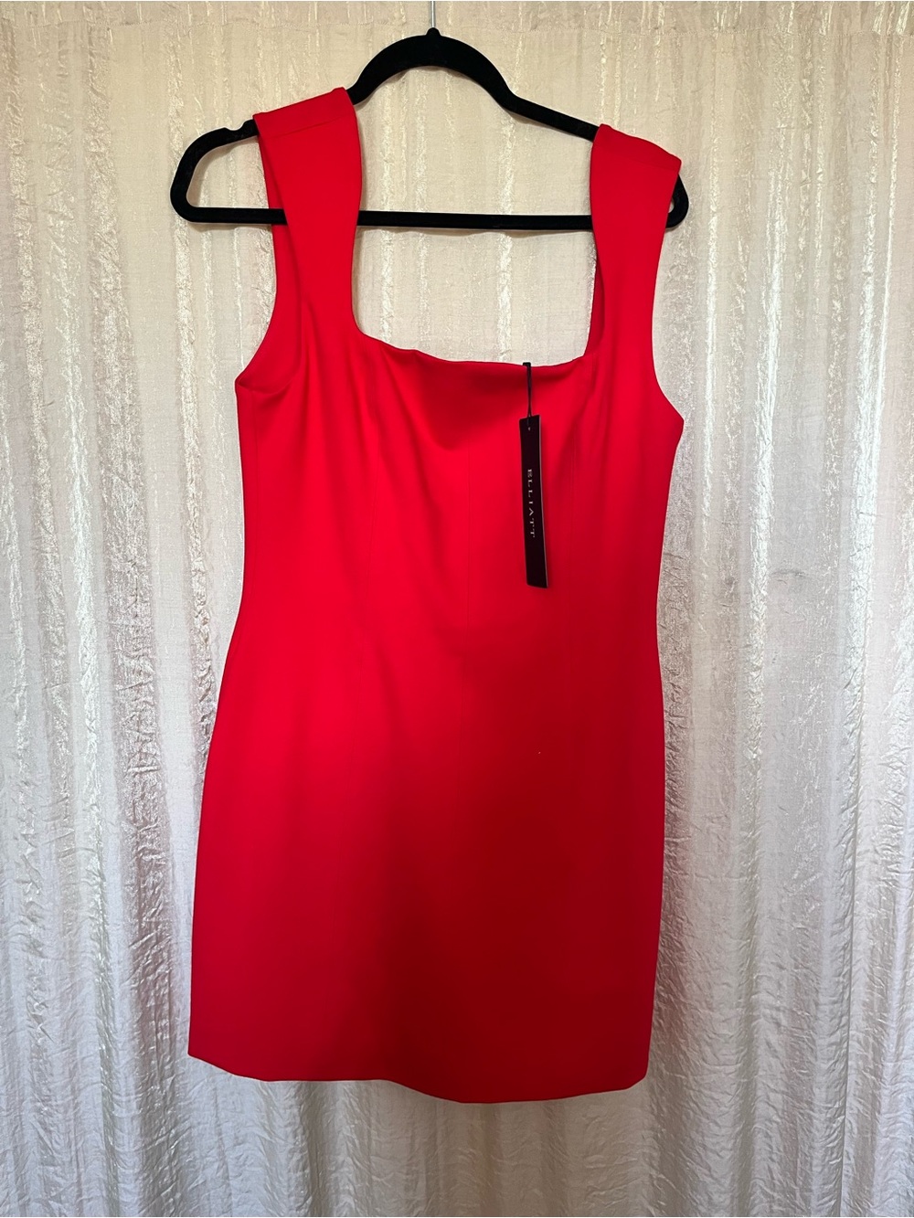 Elliatt Bold Red Square Neck Mini Dress